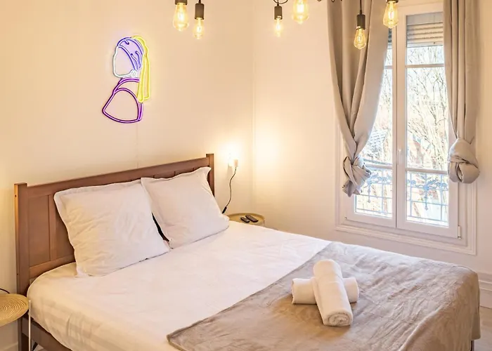 Riverside - Charme Et Confort Apartman *